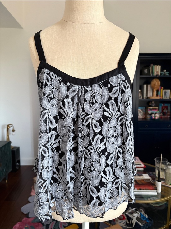 Free People Tops - Free People Black Cami with Grey Floral Lace size S